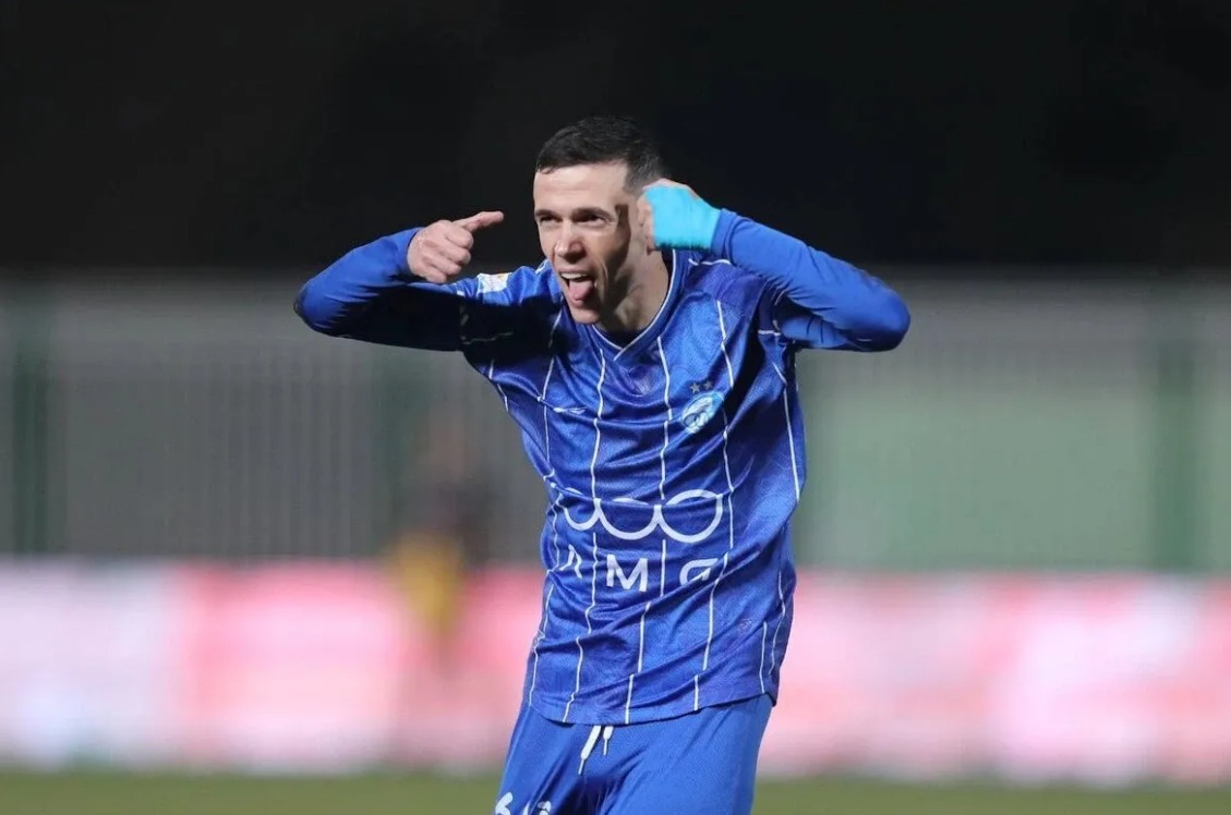 E ARDHJA E ASANIT  Sulmuesi kuqezi merr vendimin